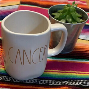 NWOT! Rae Dunn CANCER zodiac mug ♋️